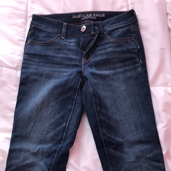 Dark Wash American Eagle Jeans 🆕 - Picture 2 of 5